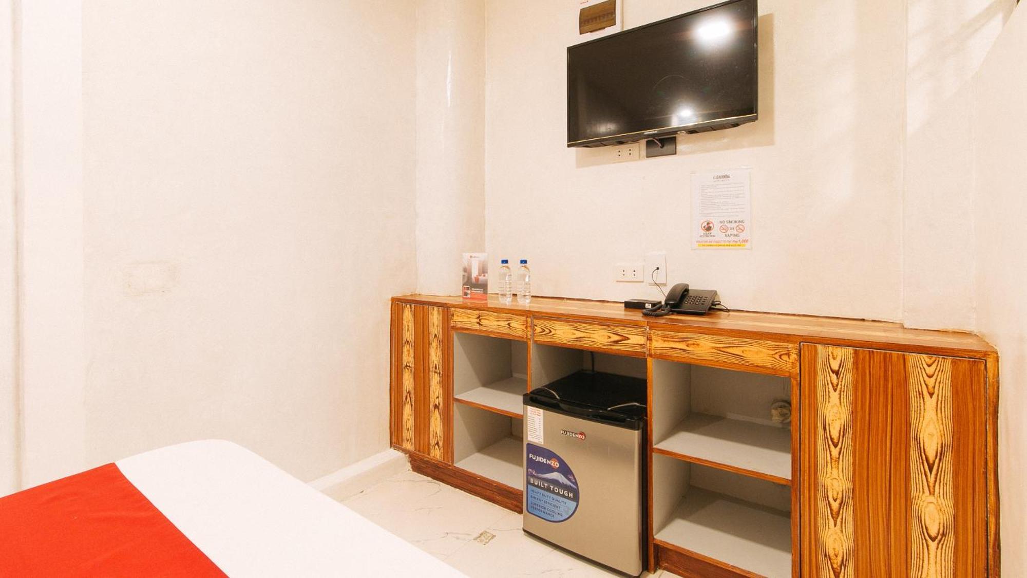 Hotel RedDoorz @ PIY Margal Sampaloc Manila Zewnętrze zdjęcie