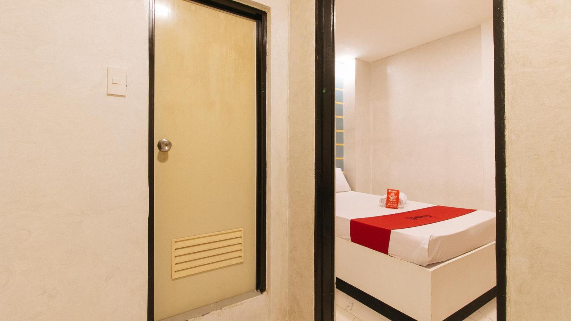 Hotel RedDoorz @ PIY Margal Sampaloc Manila Zewnętrze zdjęcie