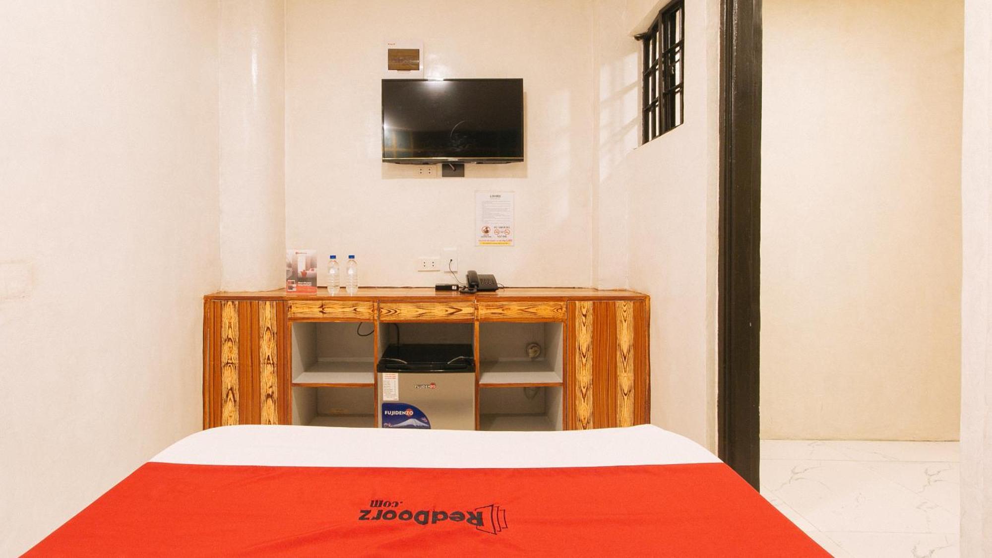 Hotel RedDoorz @ PIY Margal Sampaloc Manila Zewnętrze zdjęcie