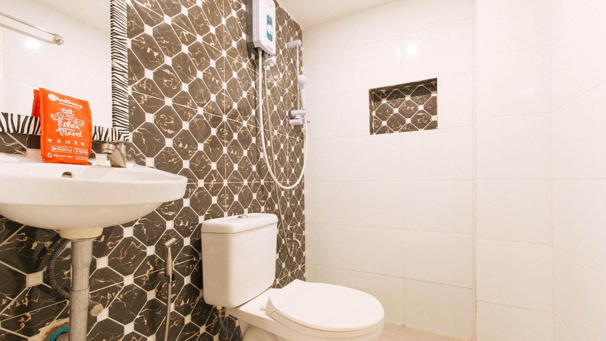 Hotel RedDoorz @ PIY Margal Sampaloc Manila Zewnętrze zdjęcie