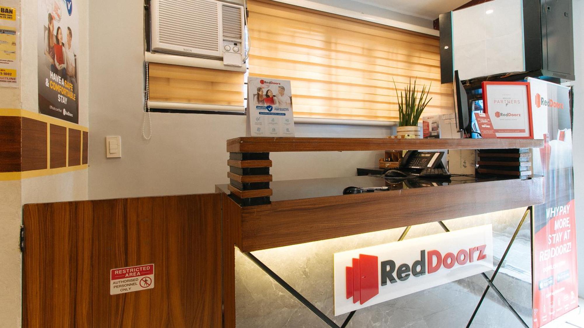Hotel RedDoorz @ PIY Margal Sampaloc Manila Zewnętrze zdjęcie