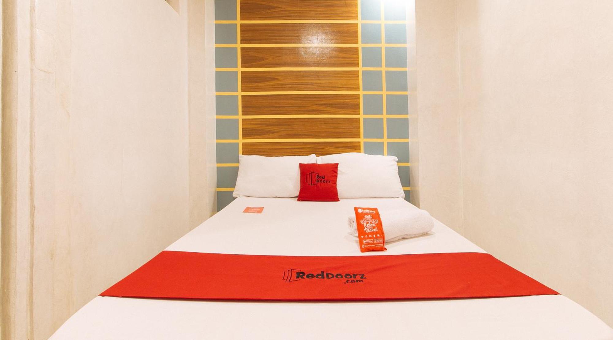 Hotel RedDoorz @ PIY Margal Sampaloc Manila Zewnętrze zdjęcie